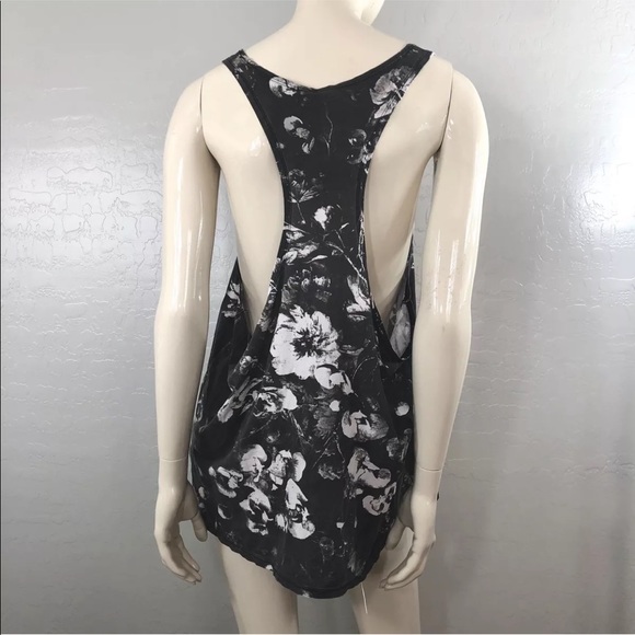 H&M Divided Floral Print Razor Back Tank Top - Picture 4 of 7